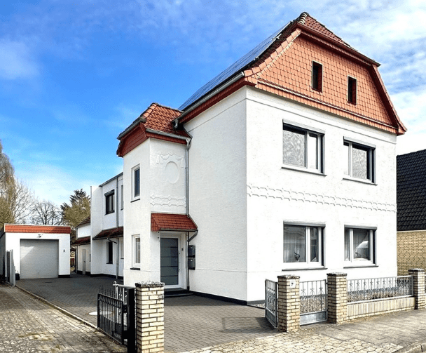Mehrfamilienhaus